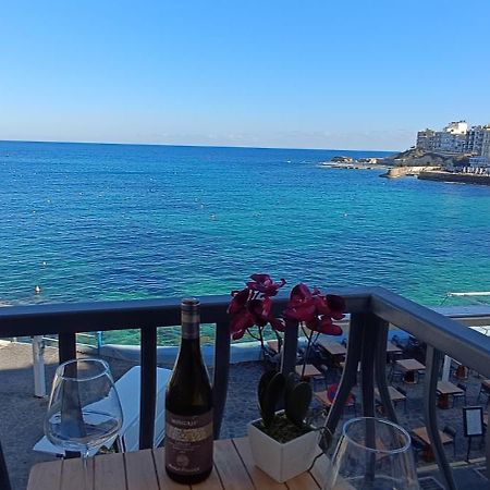 Апартаменты Marsalforn Sea Front Studio Zebbug  Экстерьер фото