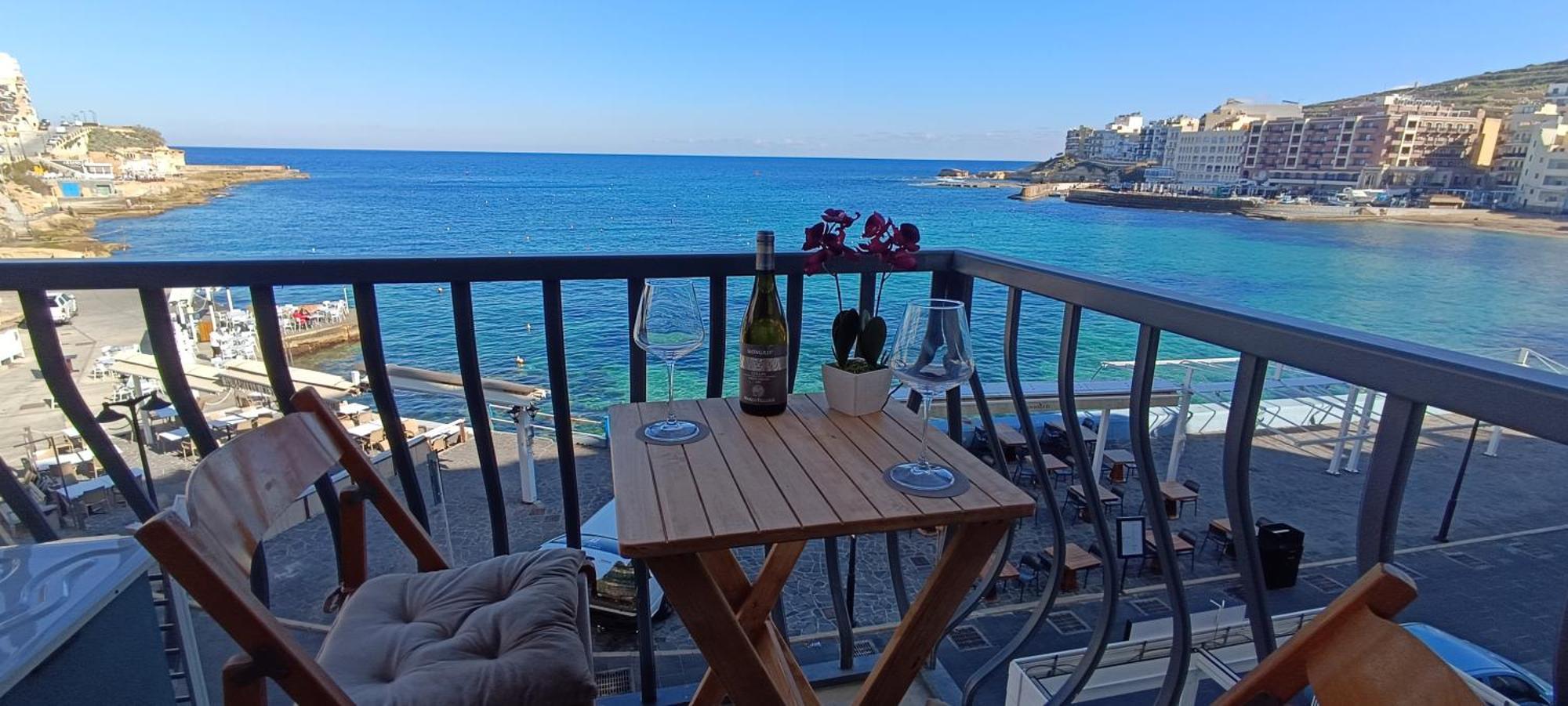 Апартаменты Marsalforn Sea Front Studio Zebbug  Экстерьер фото